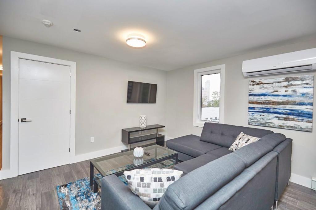 Clifton Hill Hideaway 4B - Two Bedroom Condo Niagara Falls Zewnętrze zdjęcie