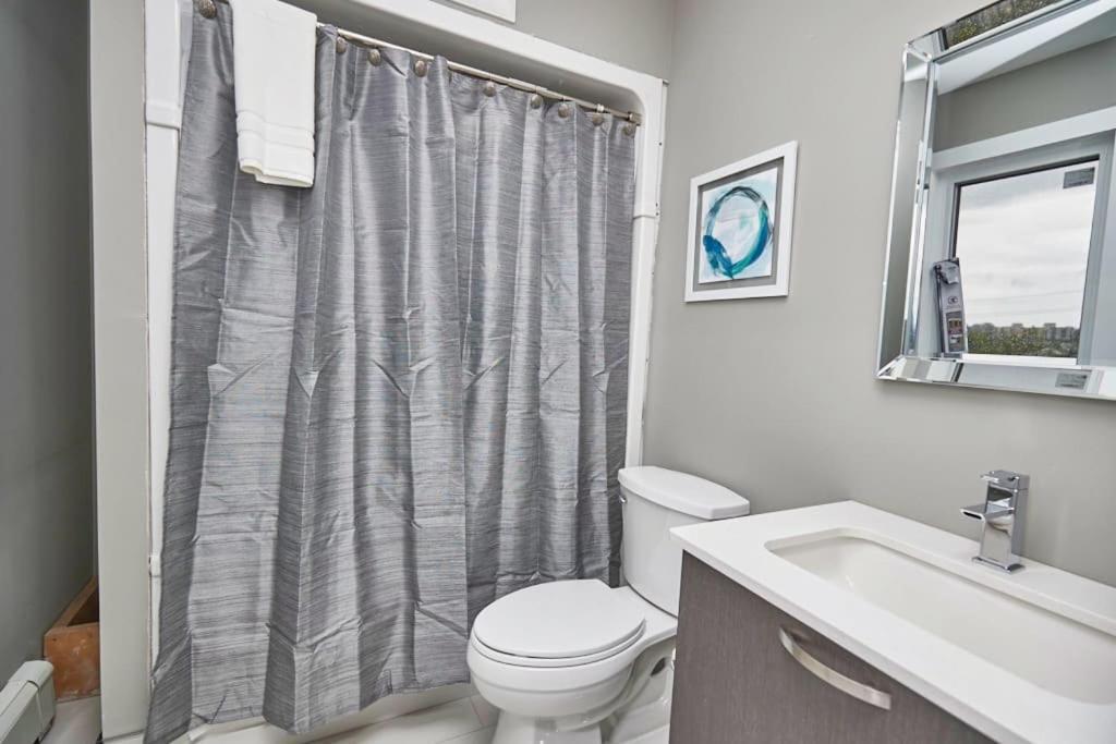 Clifton Hill Hideaway 4B - Two Bedroom Condo Niagara Falls Zewnętrze zdjęcie
